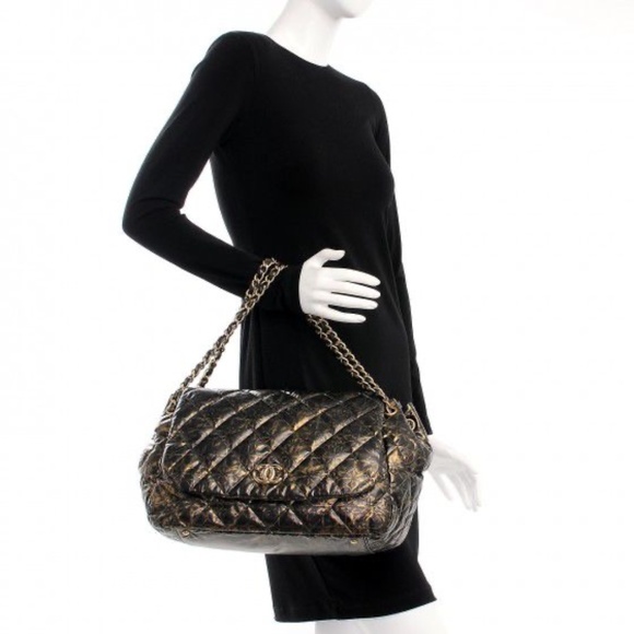 Authentic CHANEL Nylon Printed Quilted Accordion Flap Shoulder Bag Black/Gold - Picture 3 of 16